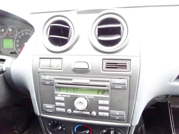Ford Fiesta 5 1.3 Sloopvoertuig (2007, Grijs)