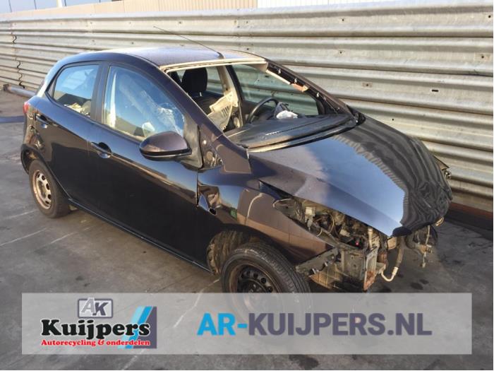 Mazda 2. 07-