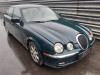 Sloopauto Jaguar S-Type uit 1999