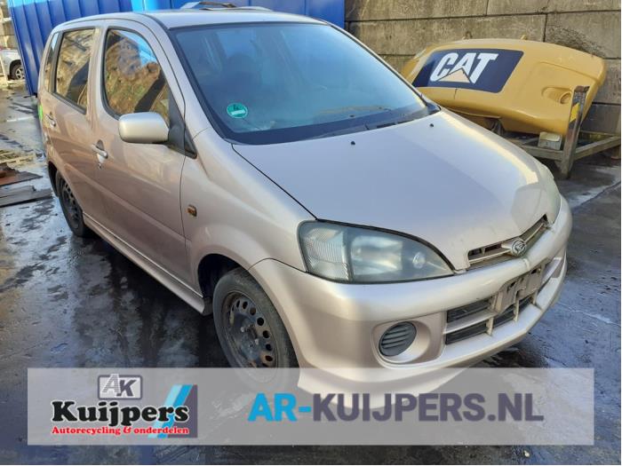 Daihatsu Young RV