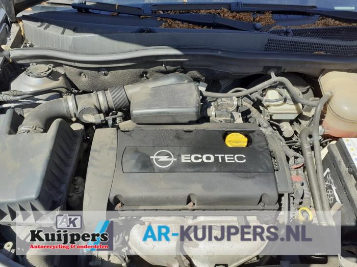 Opel Astra H 04-