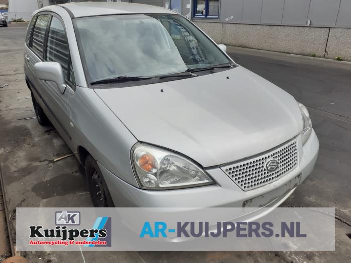 Suzuki Liana