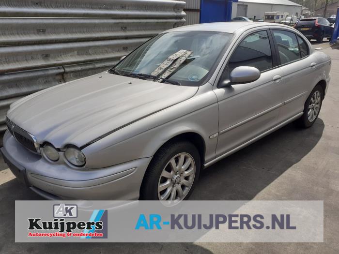 Jaguar X-Type