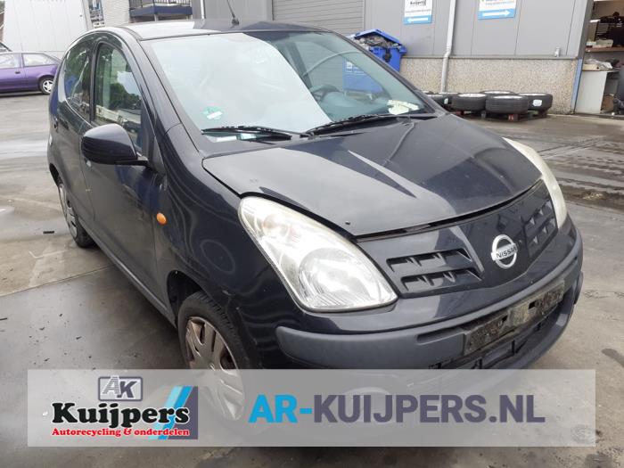 Nissan Pixo