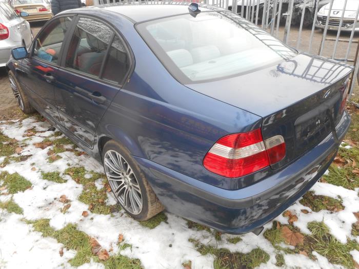BMW 3 serie 318i 16V Sloopvoertuig (2005, Donker, Blauw)