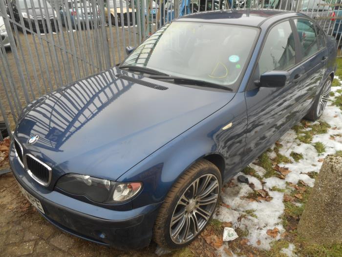 BMW 3 serie 318i 16V Sloopvoertuig (2005, Donker, Blauw)
