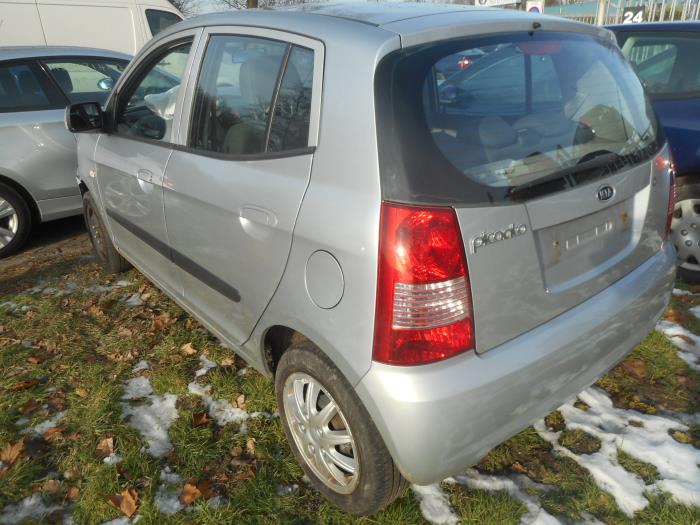 Kia Picanto 1.0 12V Sloopvoertuig (2006, Zilvergrijs)