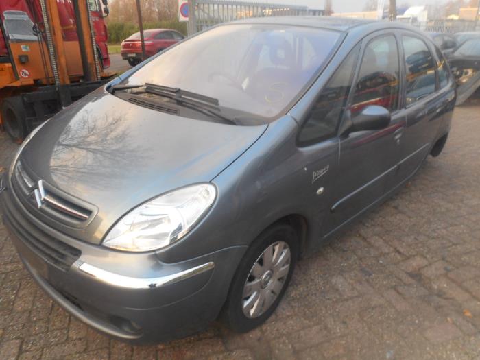 Citroen Xsara Picasso 1.6 HDi 16V 92 Sloopvoertuig (2008, Grijs)