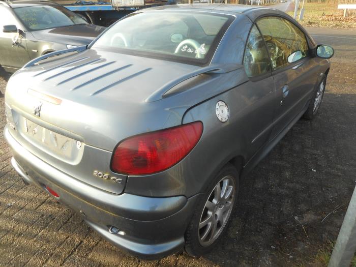 Peugeot 206 CC 1.6 16V Sloopvoertuig (2007, Grijs)