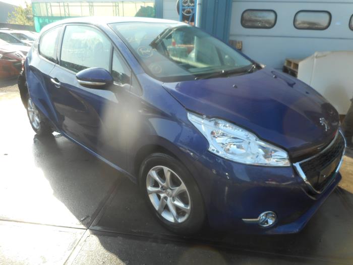 Peugeot Ca Cc Ck Cl Vti V Puretech Schade Bouwjaar Kleur Metallic Paars