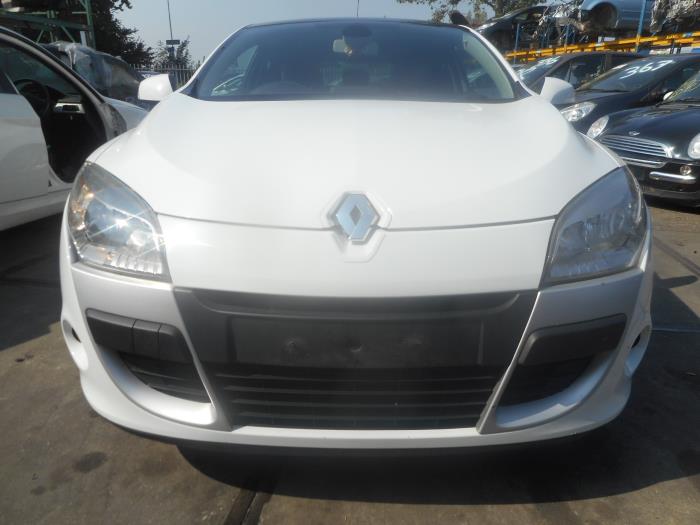 Renault Megane III Coupe 1.5 dCi 105 Schadevoertuig (2010, Wit)