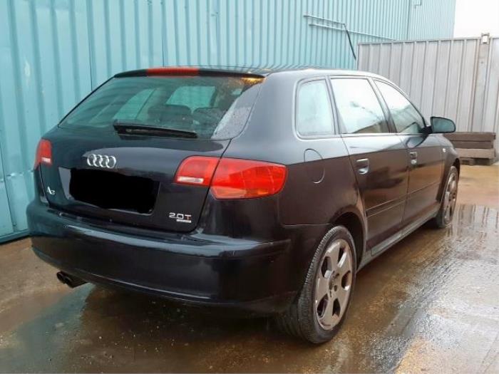 Audi A3 Sportback 2.0 TFSI 16V Schadevoertuig (2005, Zwart)