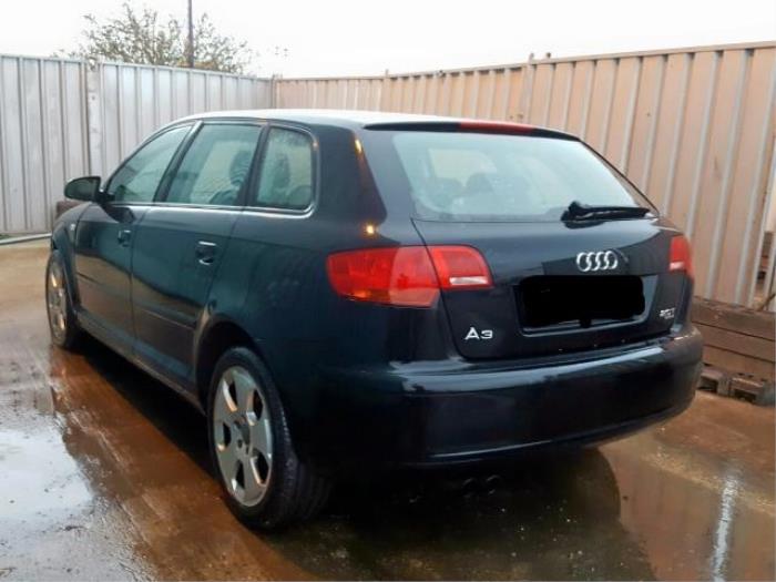 Audi A3 Sportback 2.0 TFSI 16V Schadevoertuig (2005, Zwart)