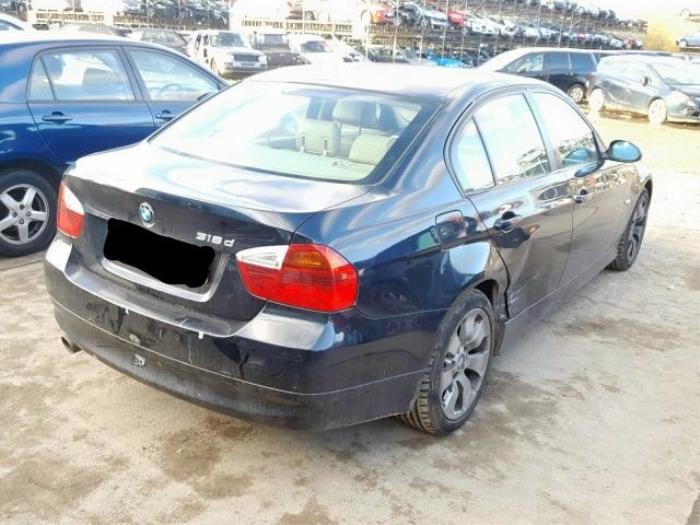 BMW 3 serie 318d 16V Schadevoertuig (2008, Zwart)