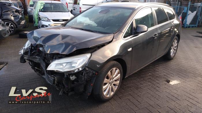 Opel Astra 1.4 16V ecoFLEX 2010-10 / 2015-10