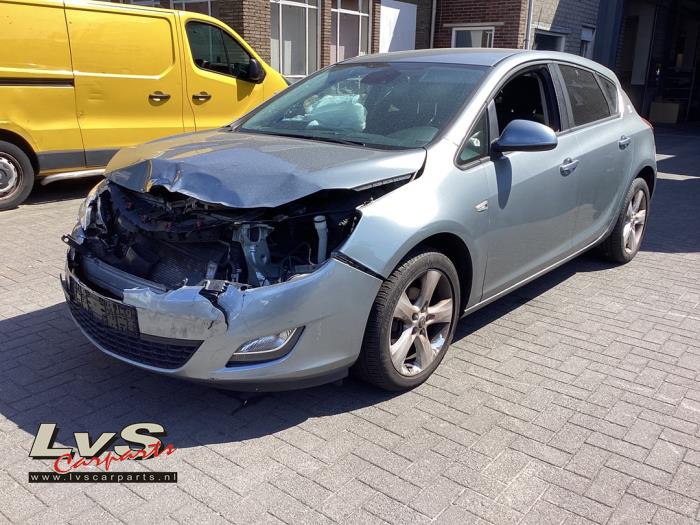 Opel Astra 1.6 16V Ecotec 2009-12 / 2015-10