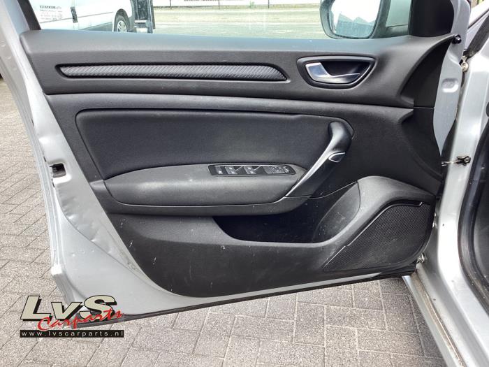 Renault Megane IV Estate 1.5 Energy dCi 110 Sloopvoertuig (2017, Grijs)