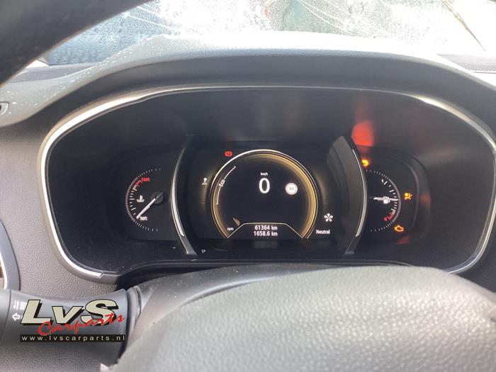 Renault Megane IV 1.2 Energy TCE 100 Sloopvoertuig (2016, Grijs)