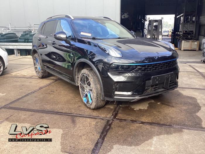 Lynk & Co 01 1.5 PHEV 2018-07 / 0-00