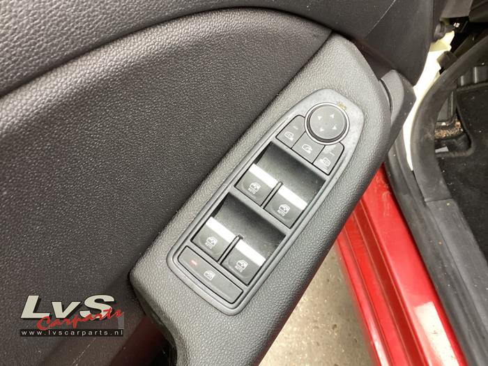 Renault Clio V 1.0 TCe 90 12V Sloopvoertuig (2021, Rood)