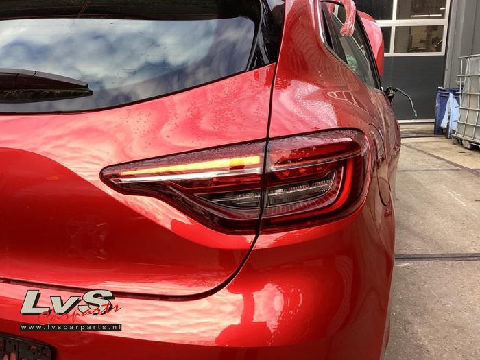 Renault Clio V 1.0 TCe 90 12V Sloopvoertuig (2021, Rood)