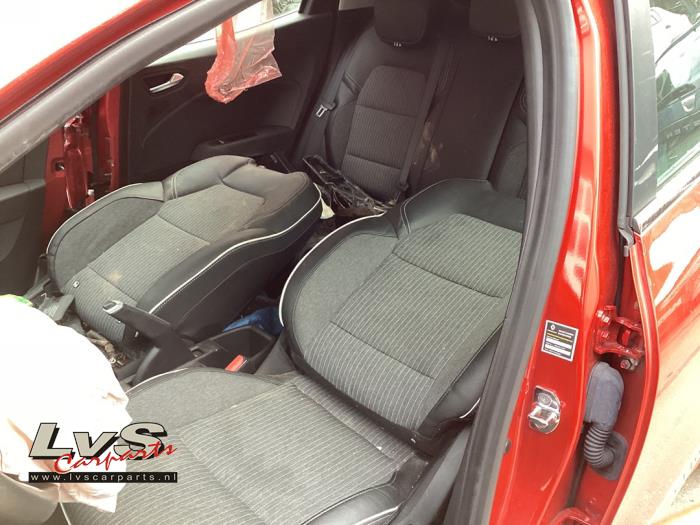 Renault Clio V 1.0 TCe 90 12V Sloopvoertuig (2021, Rood)