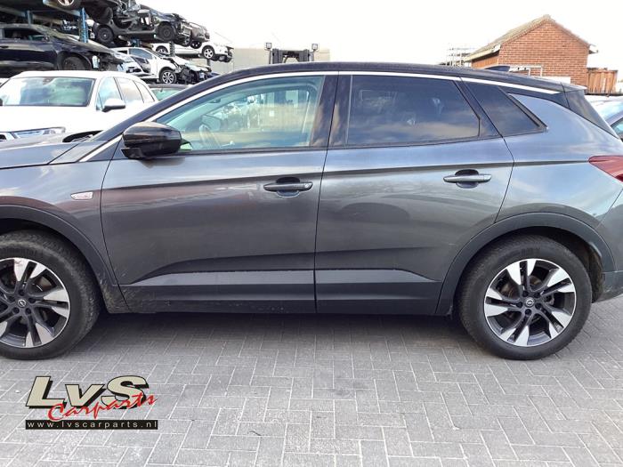 Opel Grandland 1.2 Turbo 12V Sloopvoertuig (2019, Grijs)