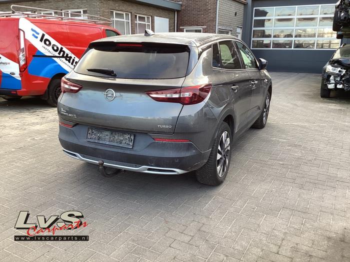 Opel Grandland 1.2 Turbo 12V Sloopvoertuig (2019, Grijs)