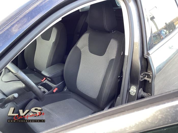 Opel Grandland 1.2 Turbo 12V Sloopvoertuig (2019, Grijs)