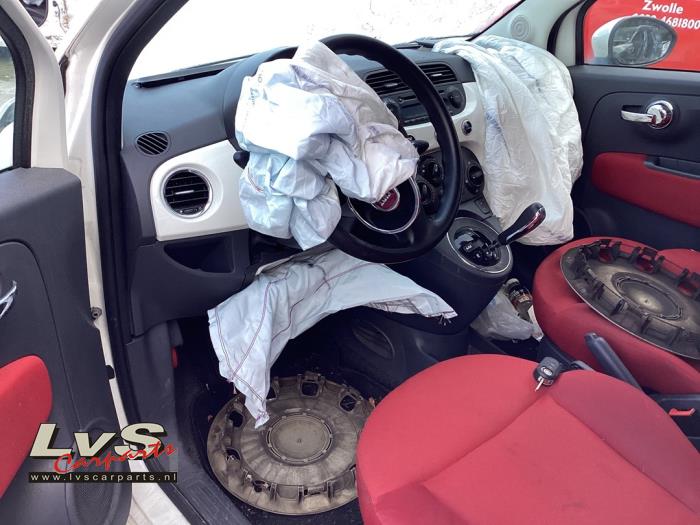 Fiat 500 1.2 Sloopvoertuig (2011, Rood, Zwart)