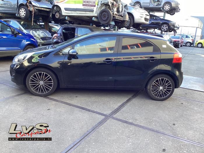 Kia Rio III 1.2 CVVT 16V Sloopvoertuig (2013, Zwart)