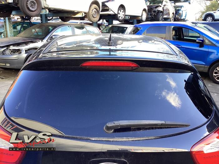 Kia Rio III 1.2 CVVT 16V Sloopvoertuig (2013, Zwart)