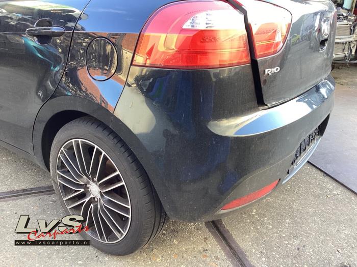 Kia Rio III 1.2 CVVT 16V Sloopvoertuig (2013, Zwart)