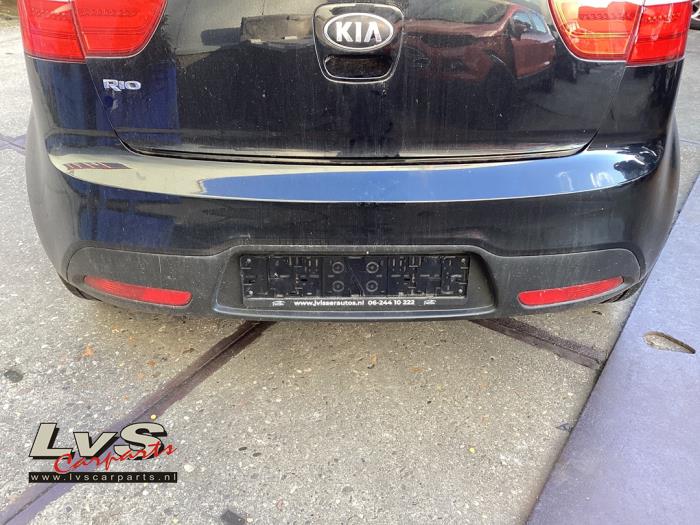 Kia Rio III 1.2 CVVT 16V Sloopvoertuig (2013, Zwart)