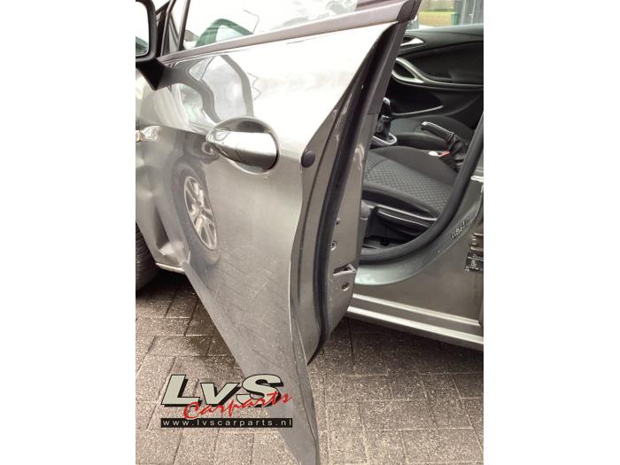 Opel Astra K 1.6 CDTI 110 16V Sloopvoertuig (2019, Grijs)