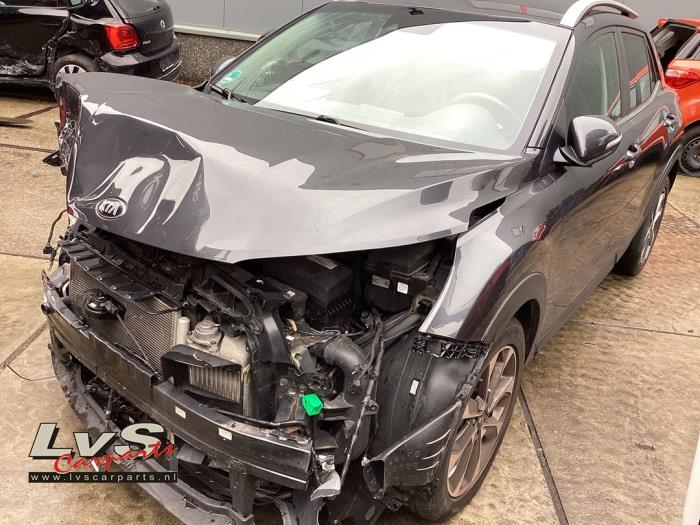 Kia Stonic 1.0i T-GDi 12V 2017-07 / 0-00