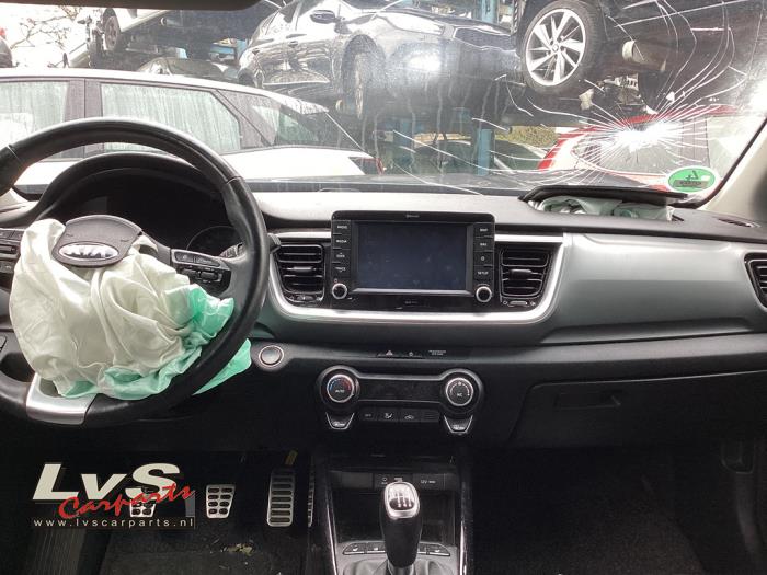 Kia Stonic 1.0i T-GDi 12V Sloopvoertuig (2019, Grijs)