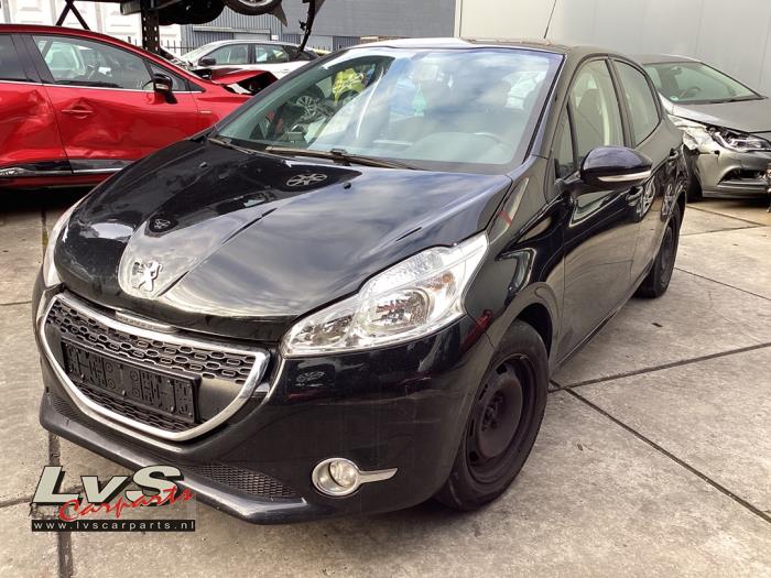 Peugeot 208 1.2 Vti 12V PureTech 82 2012-03 / 2019-12