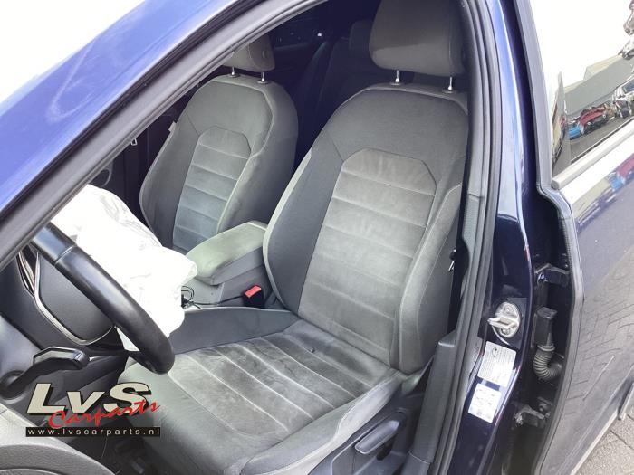 Volkswagen Golf VII 1.2 TSI 16V Sloopvoertuig (2015, Blauw)