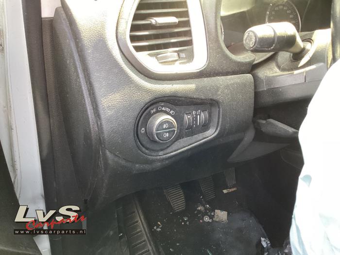 Jeep Renegade 1.4 Multi Air 16V Sloopvoertuig (2014, Wit)