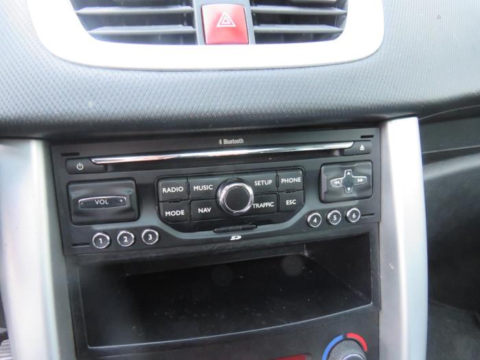 Peugeot 207 SW 1.6 16V VTRi Sloopvoertuig (2010, Grijs)