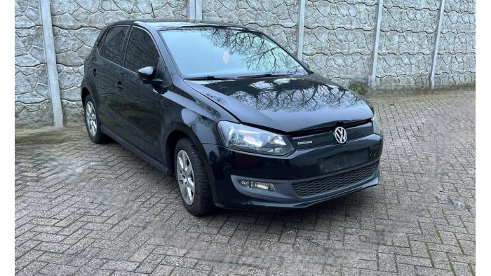 Volkswagen Polo V 1.2 TDI 12V BlueMotion Sloopvoertuig (2010, Zwart, Hout)