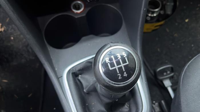 Volkswagen Polo V 1.2 TDI 12V BlueMotion Sloopvoertuig (2010, Zwart, Hout)