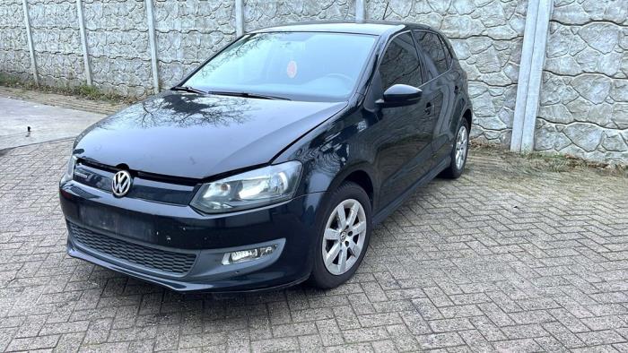 Volkswagen Polo V 1.2 TDI 12V BlueMotion Sloopvoertuig (2010, Zwart, Hout)