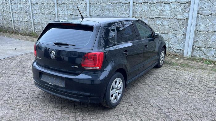 Volkswagen Polo V 1.2 TDI 12V BlueMotion Sloopvoertuig (2010, Zwart, Hout)