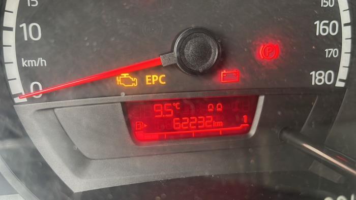 Volkswagen Up! 1.0 12V 60 Sloopvoertuig (2016, Blauw)