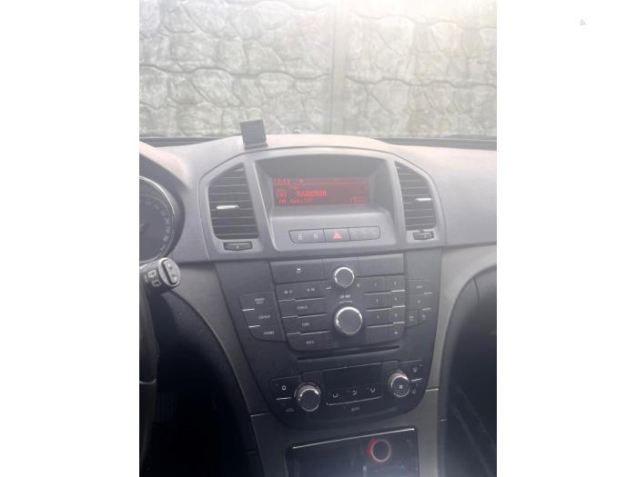 Opel Insignia Sports Tourer 2.0 CDTI 16V 160 Ecotec Sloopvoertuig (2010, Metallic, Grijs)