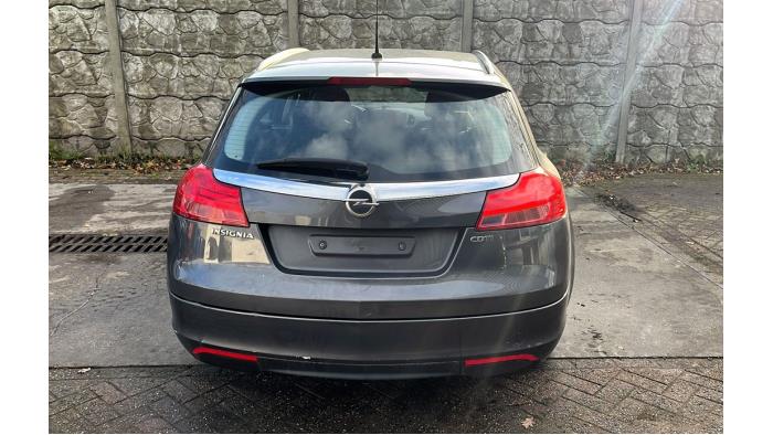 Opel Insignia Sports Tourer 2.0 CDTI 16V 160 Ecotec Sloopvoertuig (2010, Metallic, Grijs)