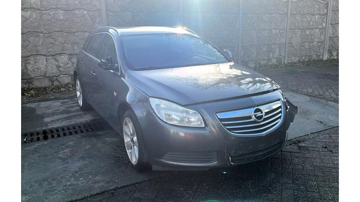 Opel Insignia Sports Tourer 2.0 CDTI 16V 160 Ecotec Sloopvoertuig (2010, Metallic, Grijs)