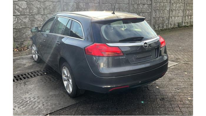 Opel Insignia Sports Tourer 2.0 CDTI 16V 160 Ecotec Sloopvoertuig (2010, Metallic, Grijs)